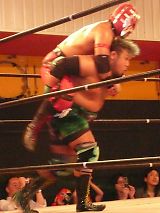 080505main13.jpg
